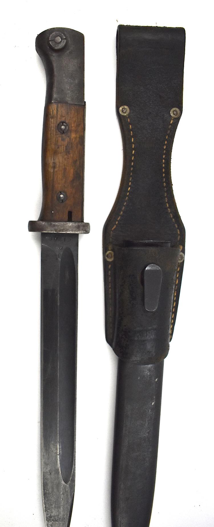 K98 Bajonet with leather Frog