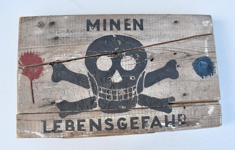 Wehrmacht wooden Warning Sign (Minen)