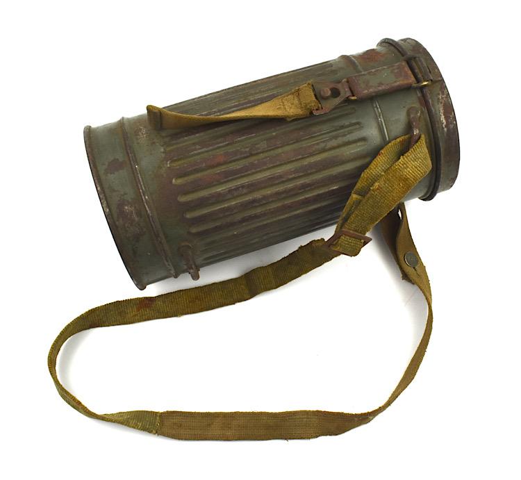 Wehrmacht M31 Gasmask in Cannister