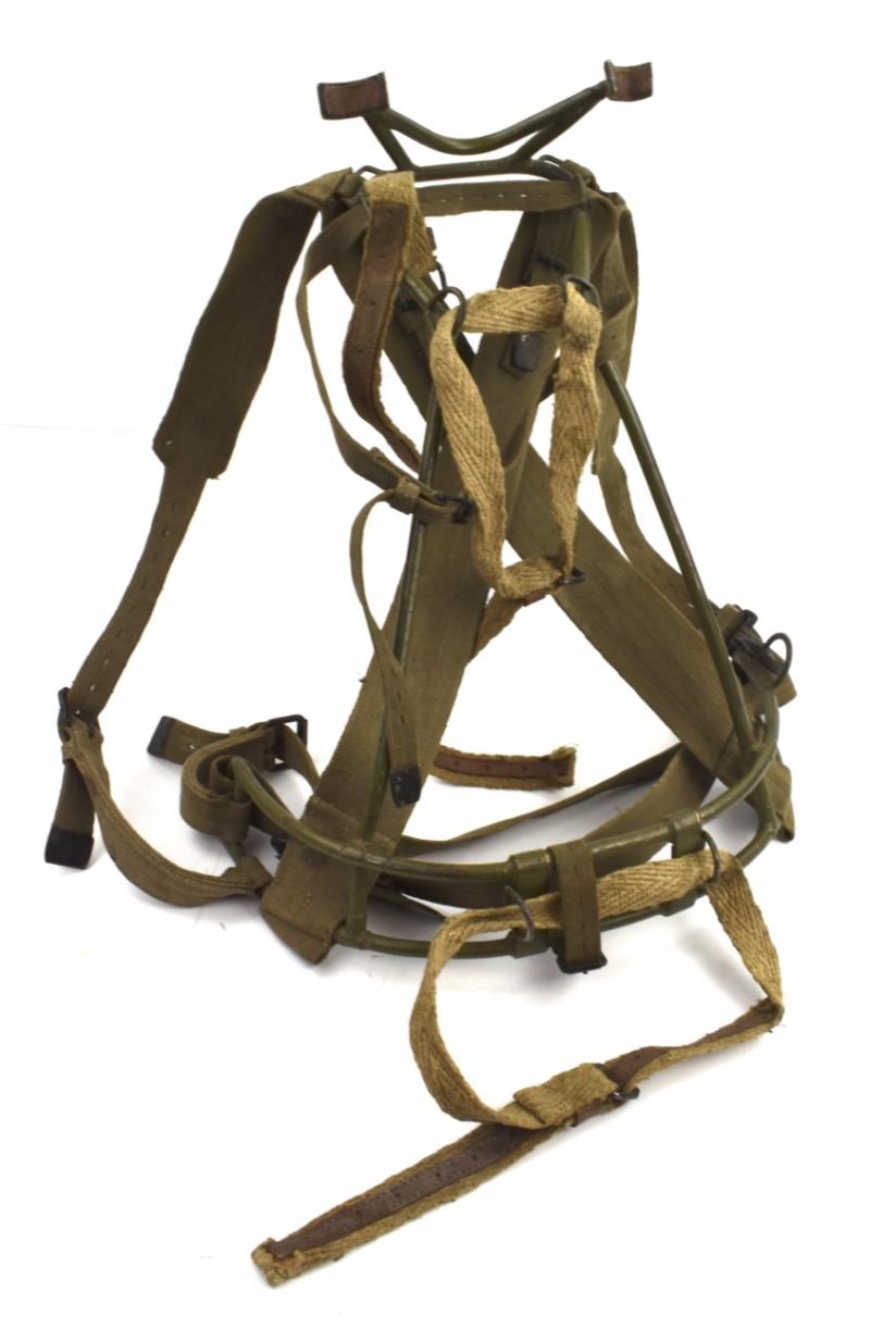Wehrmacht 8 cm Mortar Tragenstel
