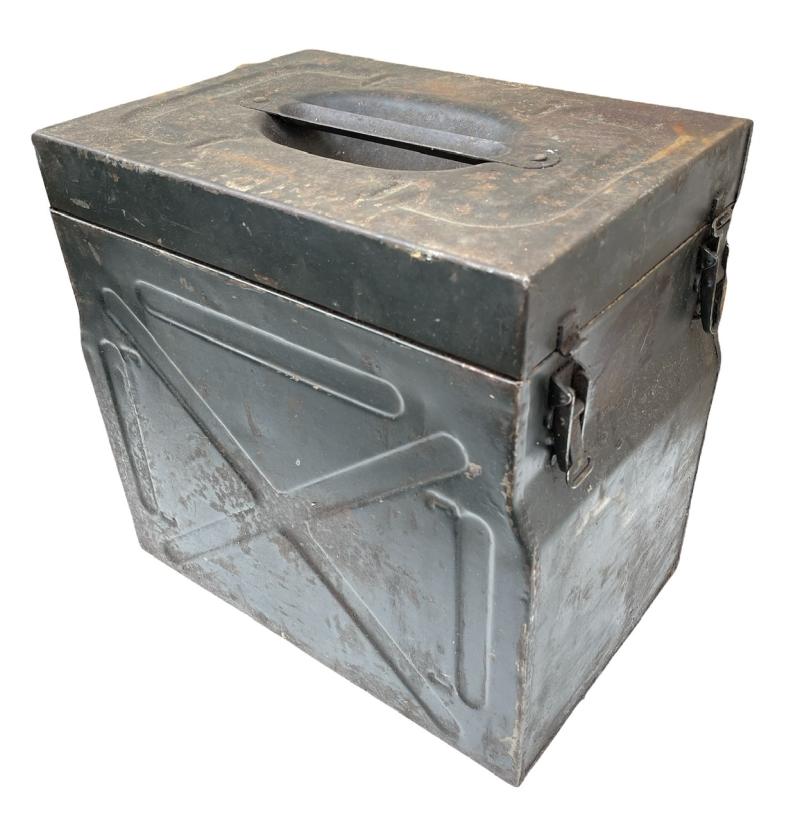 Wehrmacht steel Tellermine 35 Transport Case