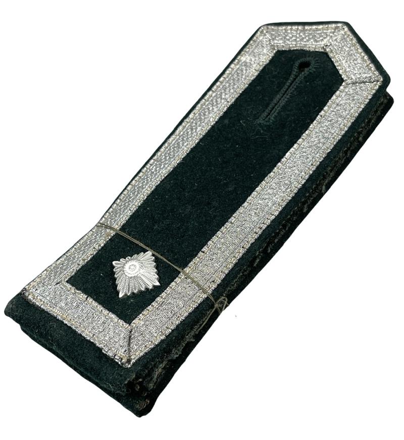 Wehrmacht M36 Feldwebel shoulder boards