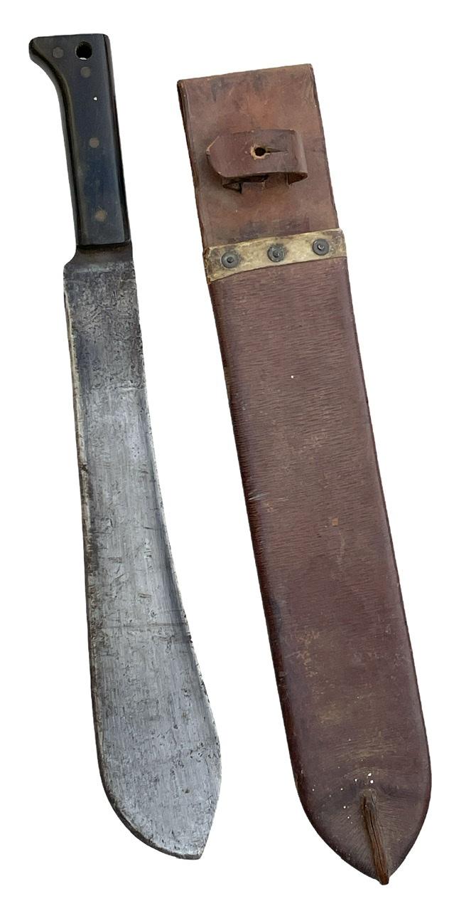 British WW2 Machete in leather Scabbard