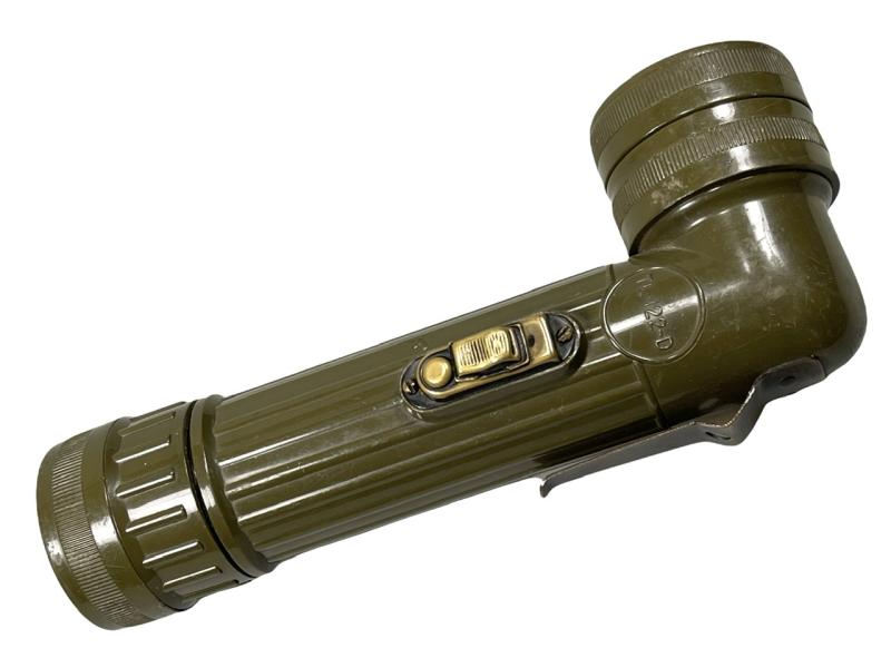 US WW2 TL-122-D Flashlight