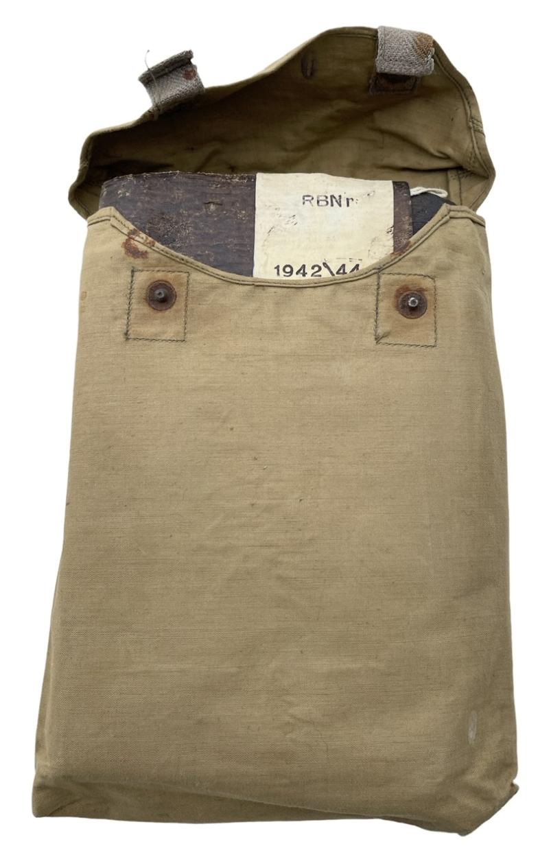 Wehrmacht Gascape in Tropical Pouch