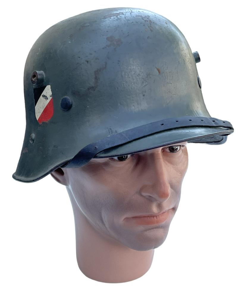 Wehrmacht Transitionel M16/18 DD Helmet