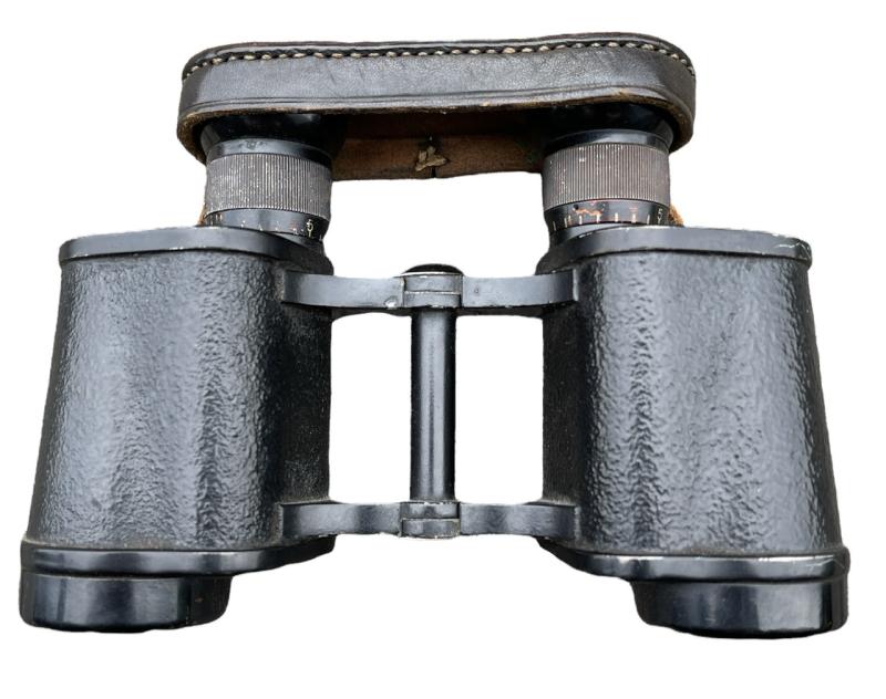 Wehrmacht 6x30 Binoculars with strap & lens cover