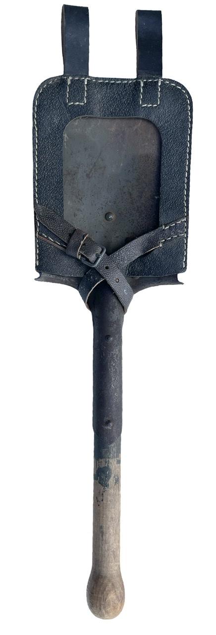 Wehrmacht Entreching Tool in early model Cover