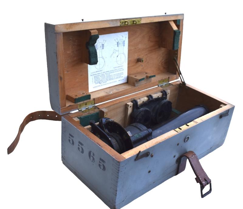 Canadian WW2 Gun Sighting Telescope in Wooden Box