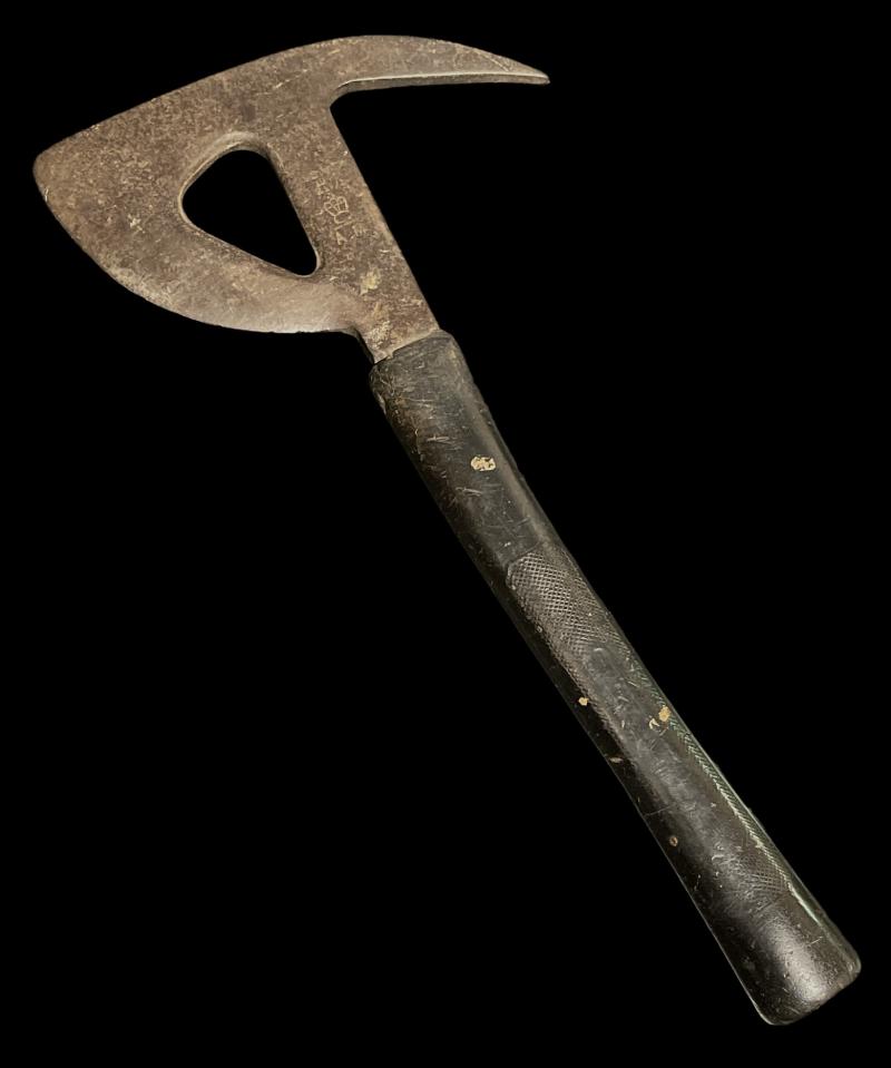 British WW2 RAF Escape Axe