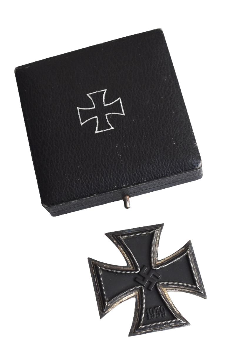 Iron Cross First Class 1939 in Case