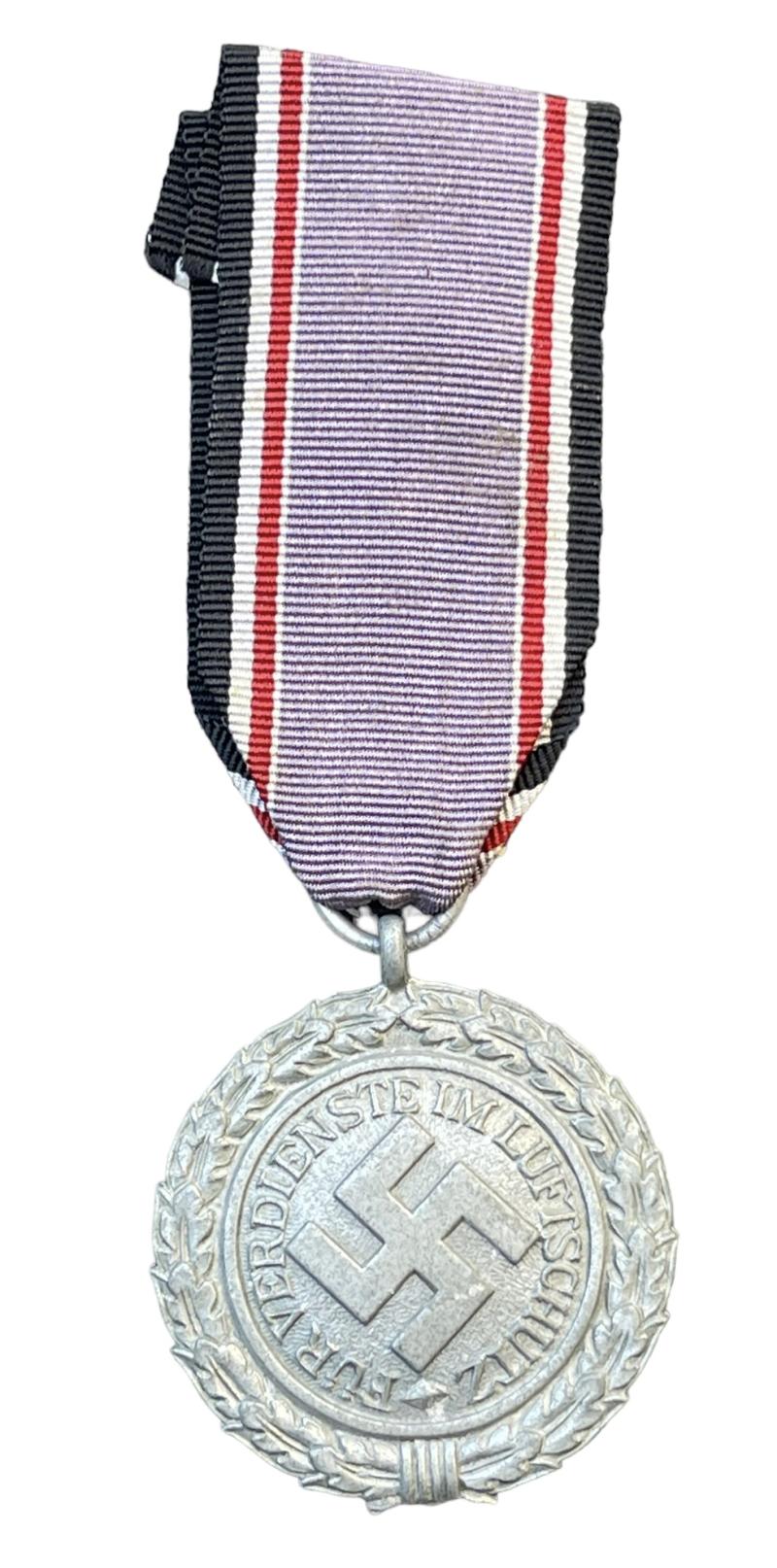 Luftschutz Medal