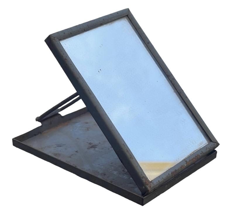 Wehrmacht pocket shaving Mirror