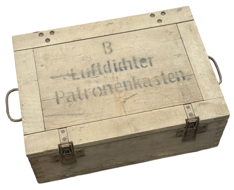 Wehrmacht (Wooden) Luftdichter Patronenkasten B