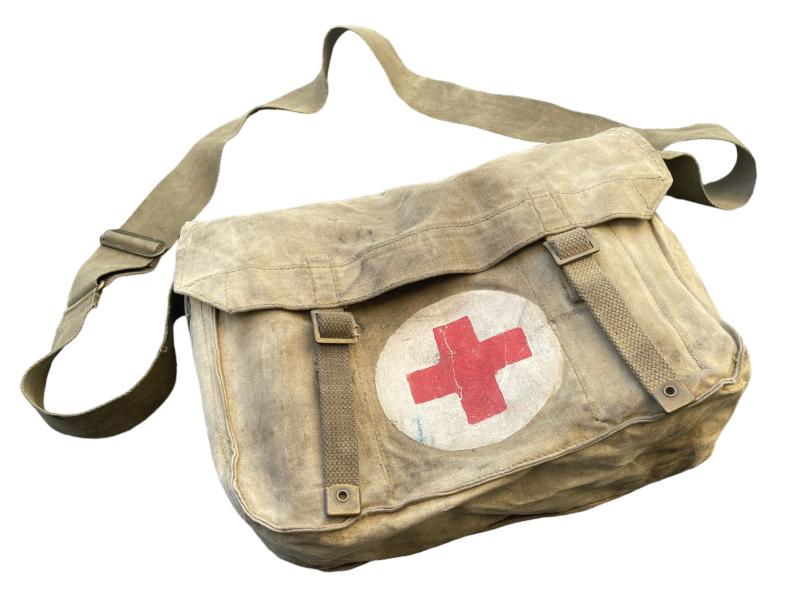 British WW2 Medical Pouch