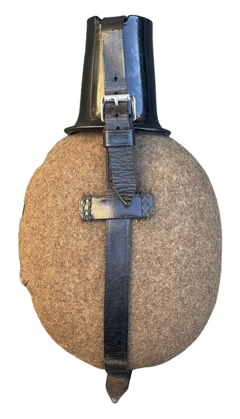 Wehrmacht M31 Canteen