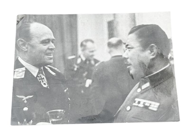 Press photo Albert Kesselring and Japanese Officer