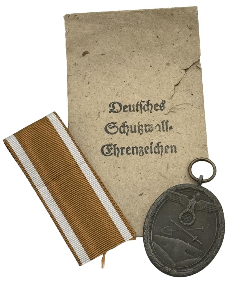 Schutzenwall Ehren Abzeichen Westwall Medal