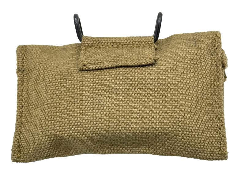 US WW2 British made First Aid Kit Pouch with Kit