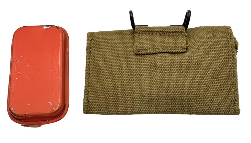 US WW2 British made First Aid Kit Pouch with Kit