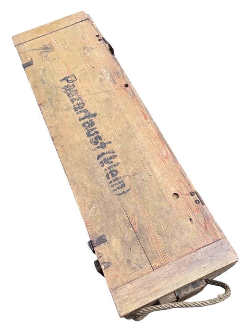 Panzerfaust Klein wooden transport case