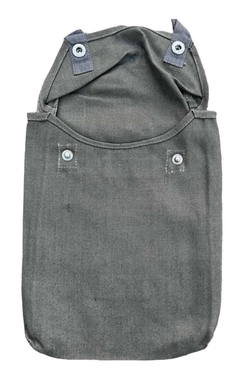 Wehrmacht Gascape Pouch