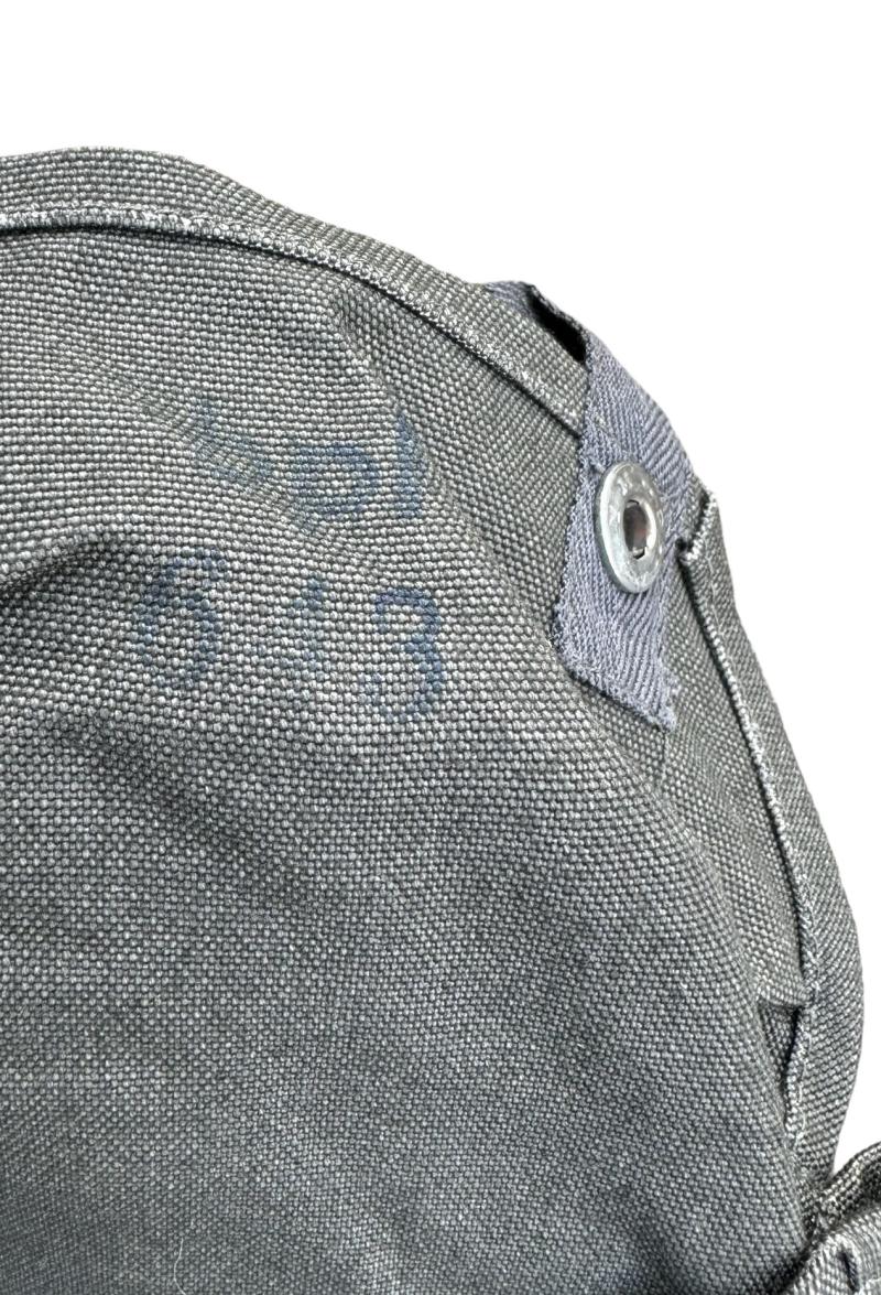Wehrmacht Gascape Pouch