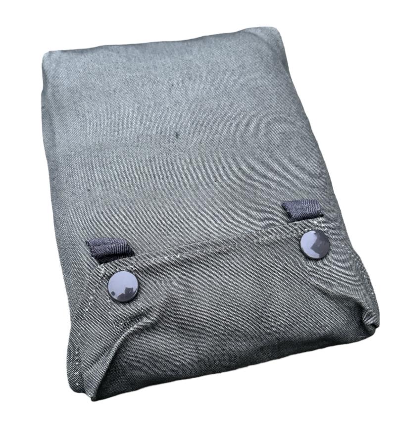 Wehrmacht Gascape Pouch