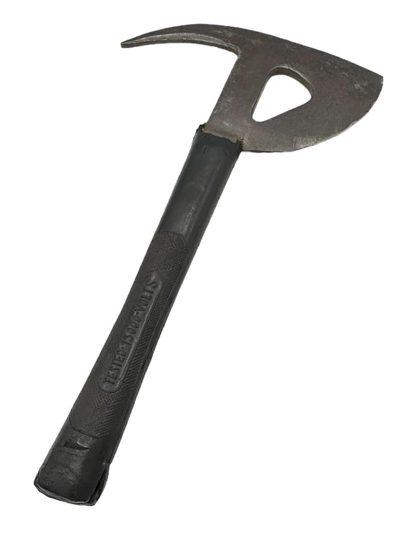 British WW2 RAF Escape Axe