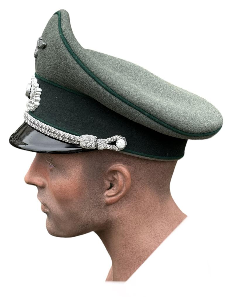 Wehrmacht Verwaltung Officers Visor Cap