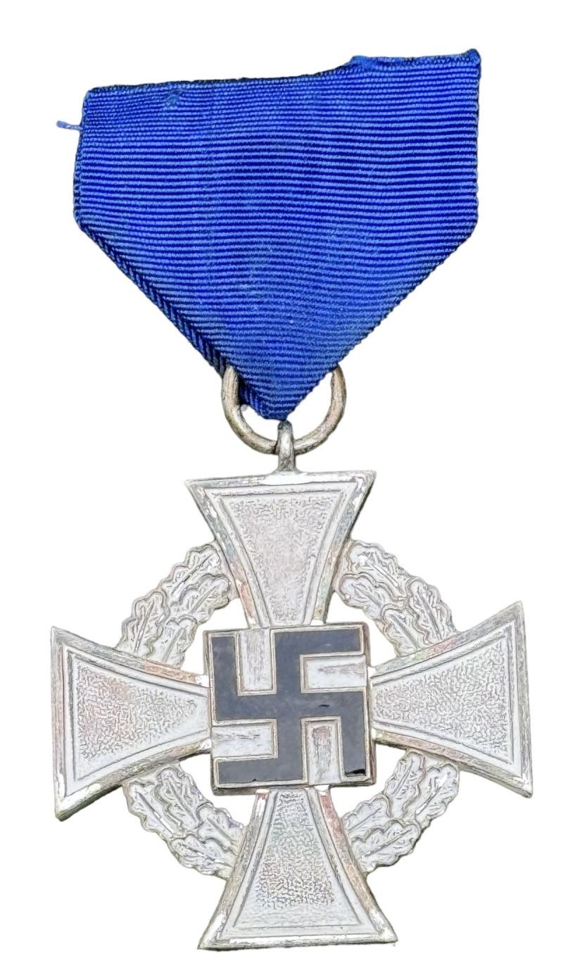 25 Years Loyal Service Medal