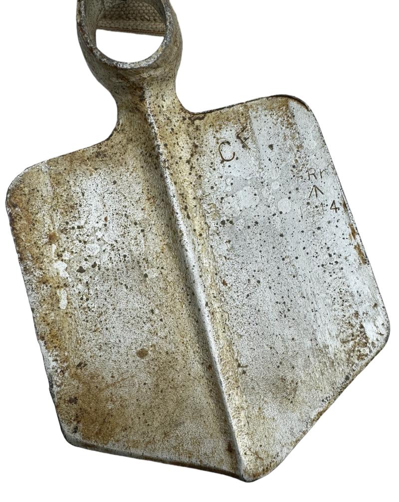 British WW2 Trenchtool in Cover