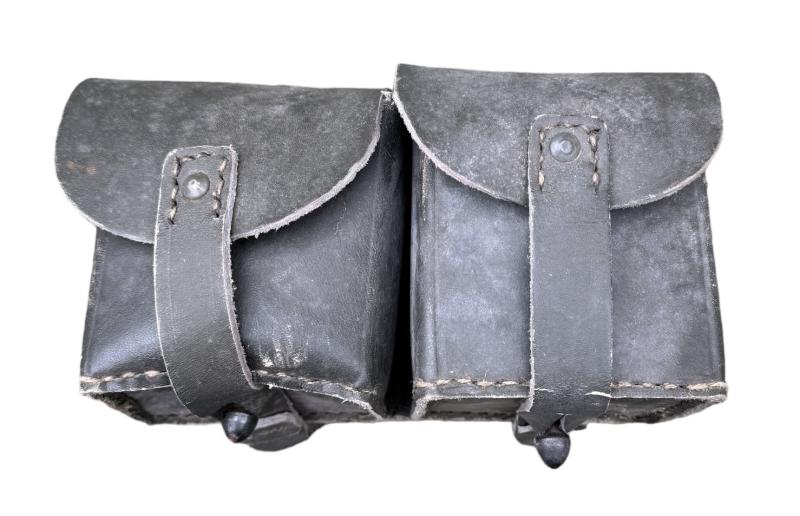 Italian WW2 Carano Ammunition Pouch