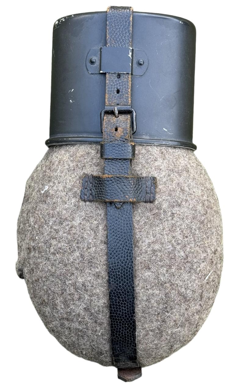 Wehrmacht M31 Canteen