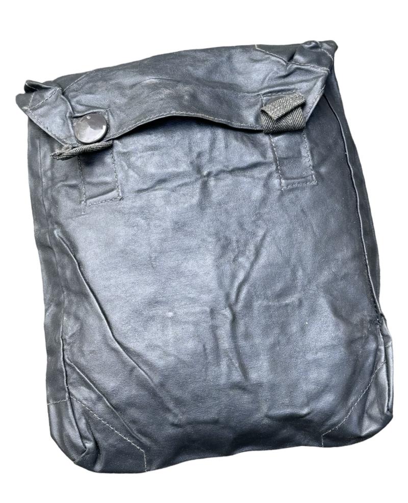 Wehrmacht rubberized Gascape Pouch