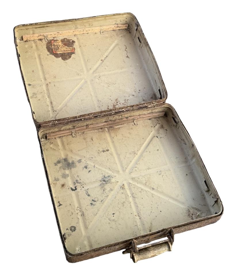 Barnfound Luftwaffe 3,7cm Flak Grenade Case