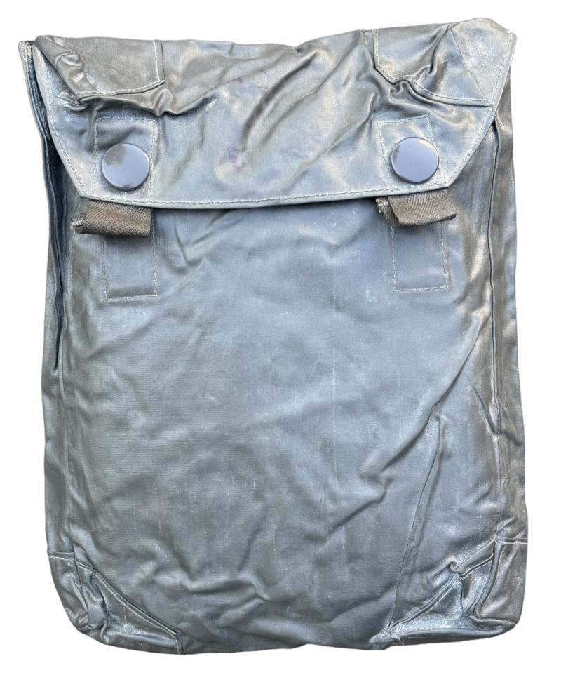 Wehrmacht rubberized Gascape Pouch