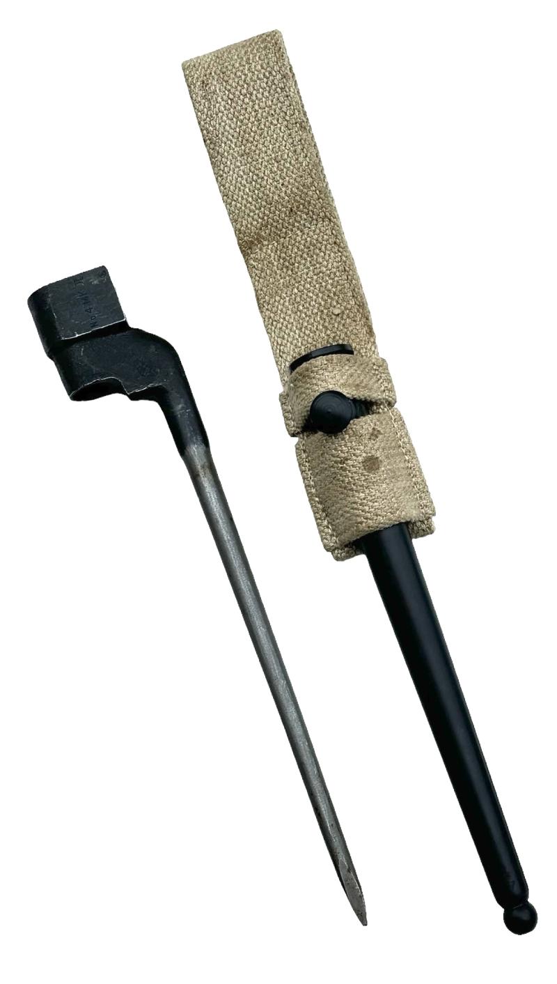 British WW2 Spike Bayonet with Frog