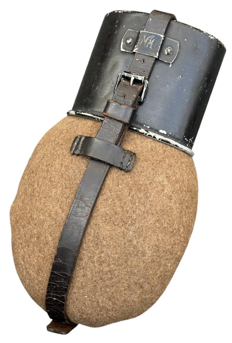 Wehrmacht M31 Canteen