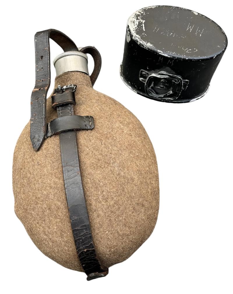 Wehrmacht M31 Canteen