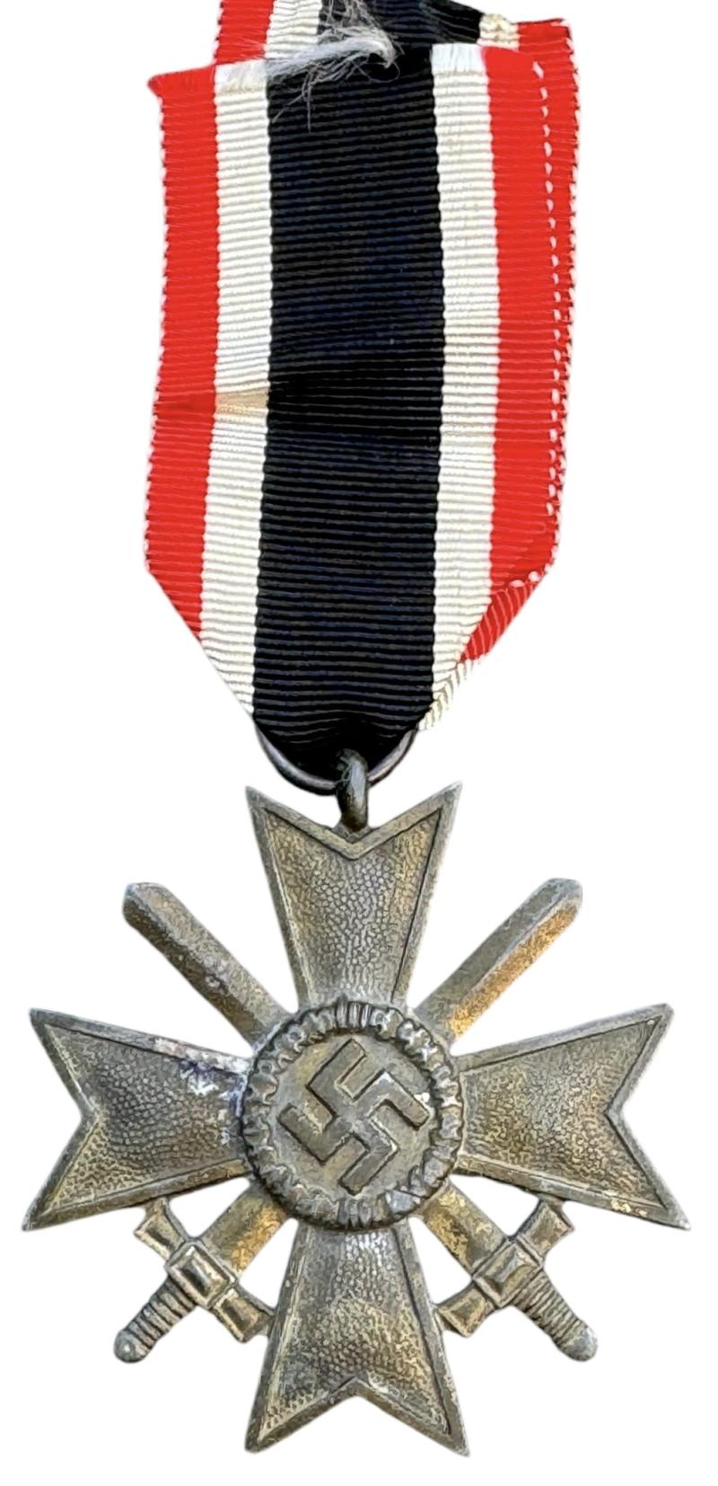 Kriegs Verdienste Kreutz (War Merrits Cross) 1939 with Swords