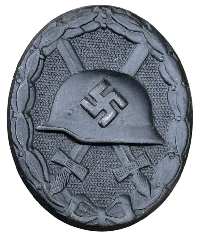 Wehrmacht Wound Badge Black with Award Document