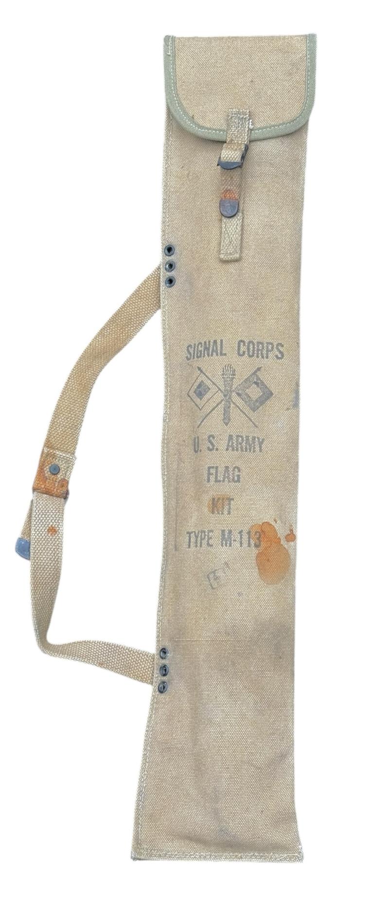 IMCS Militaria | US WW2 Signal Corp Signal Flag in Carrying Bag