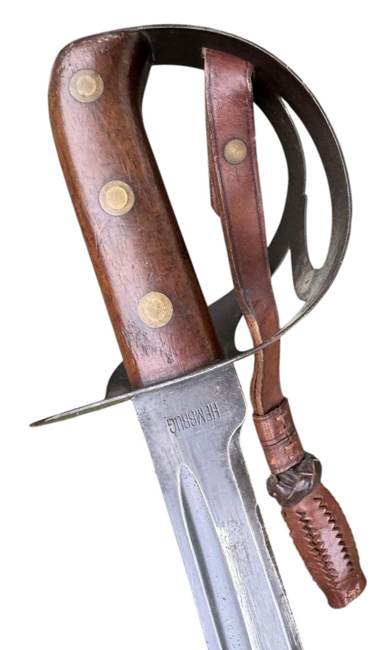 Dutch pre WW2 Clewang Sword with Porte Pé