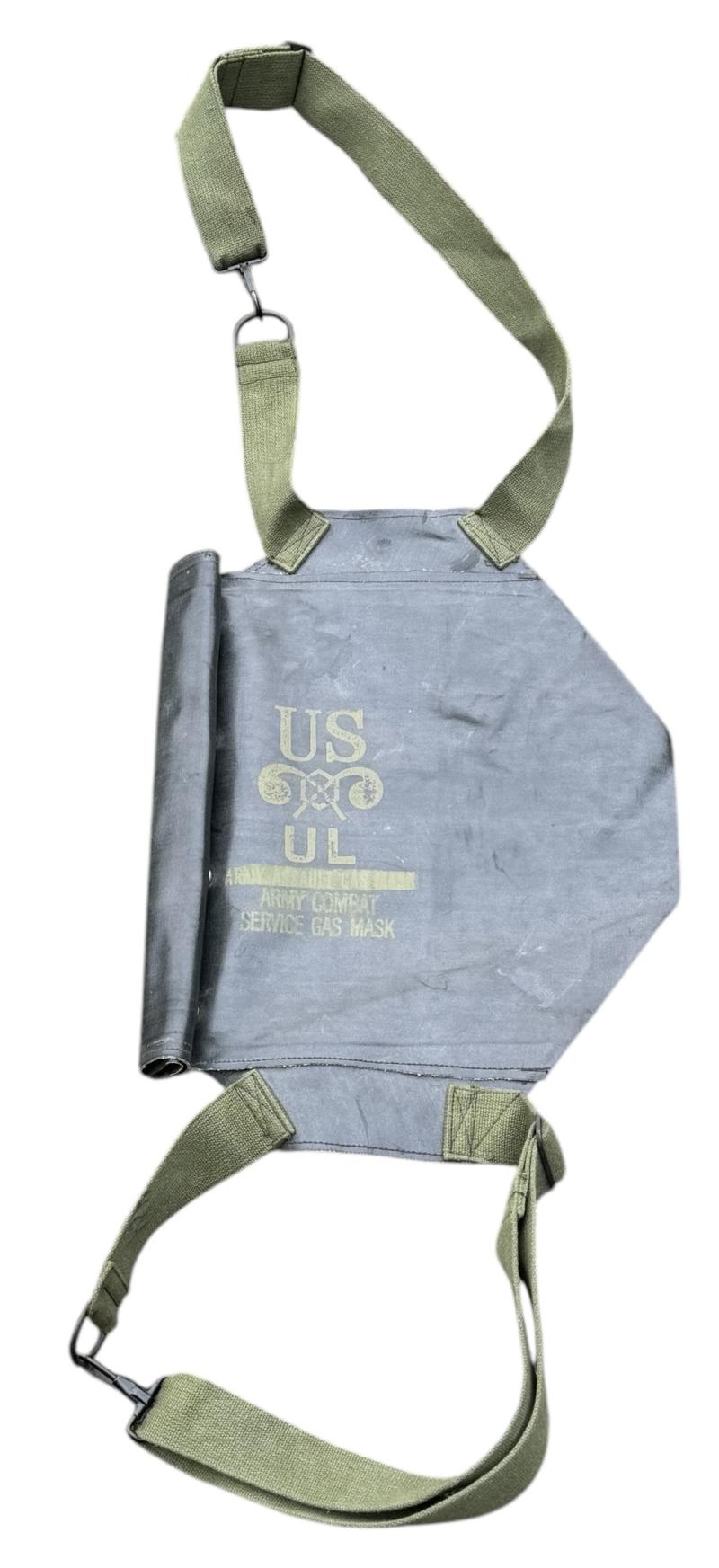 US WW2 Invasion Type Rubber Gasmask Bag