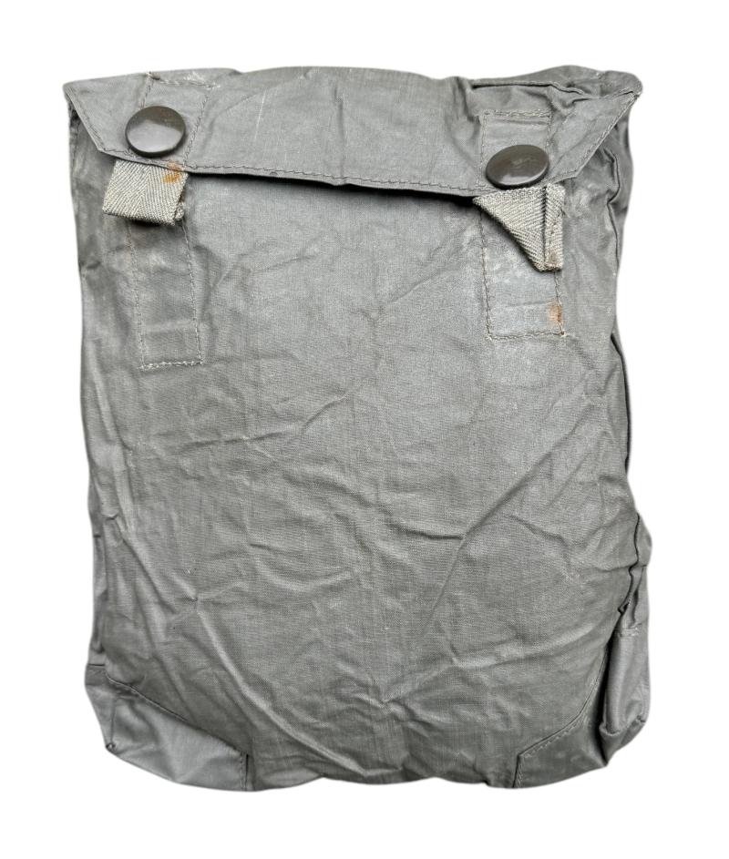 Wehrmacht rubberized Gascape Pouch