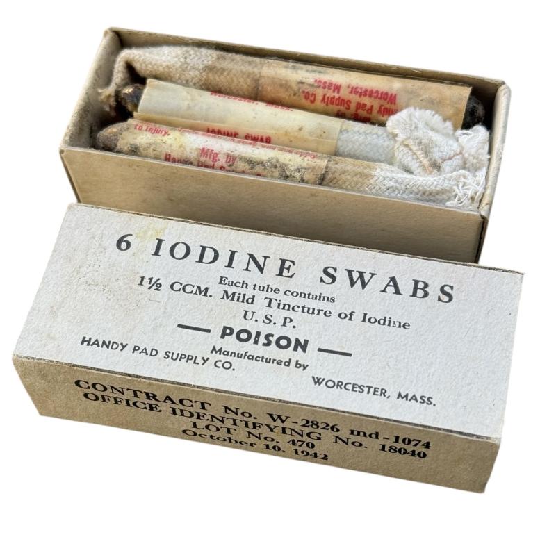 US WW2 Medical Iodine Swaps in Clipbord Box