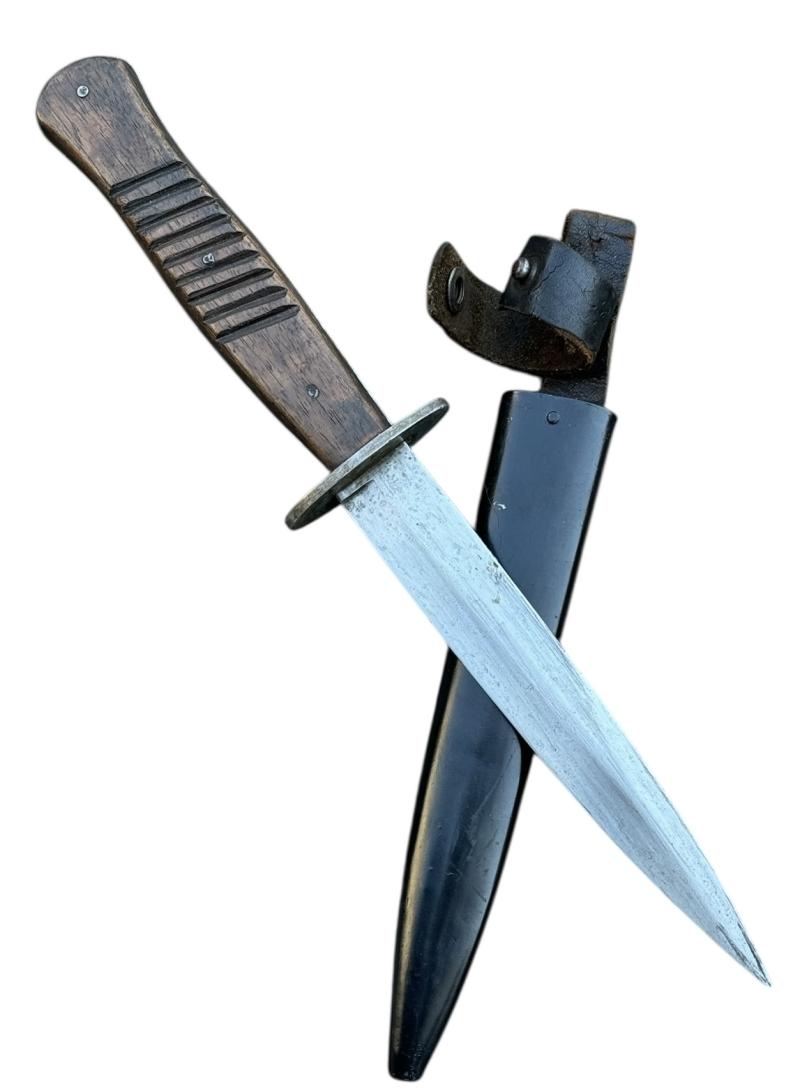 German WW1/WW2 Close Combat Knife