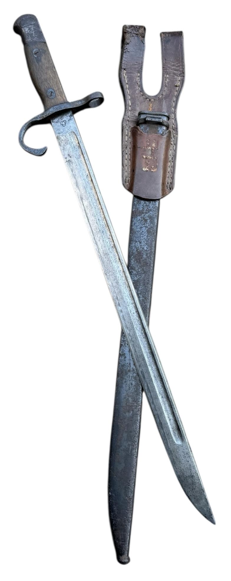 Japanese WW2 Arisaka Bayonet with Frog