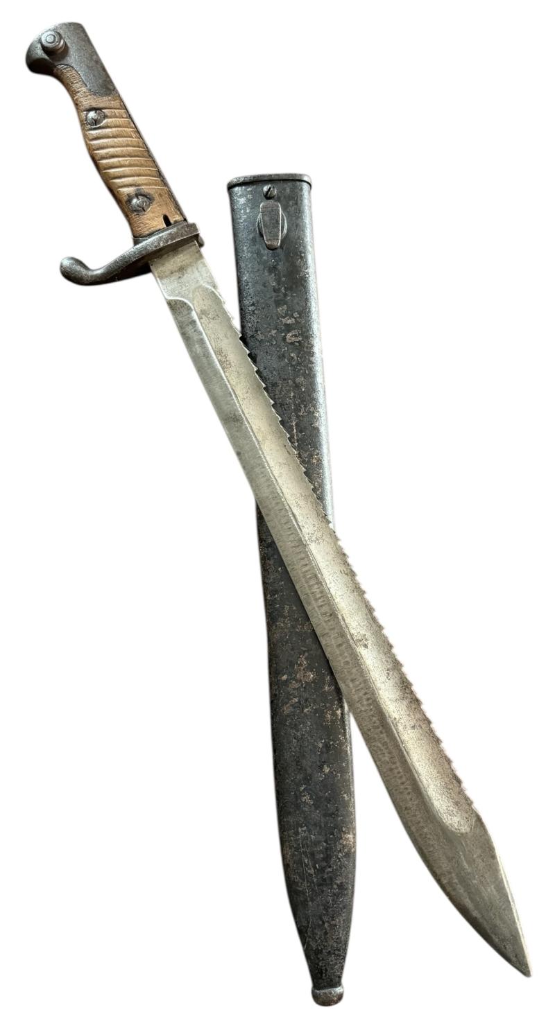 German WW1 Imperial Sawback Butcher Knife Bayonet